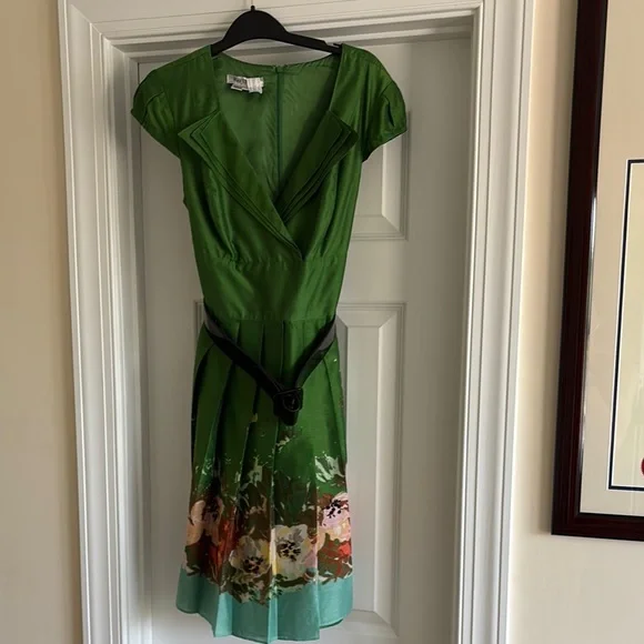 Kay Unger Dresses | Kay Unger Green Dress with Black Accents | Color: Black/Green | Size: 10 | Jenniejeanne's Closet